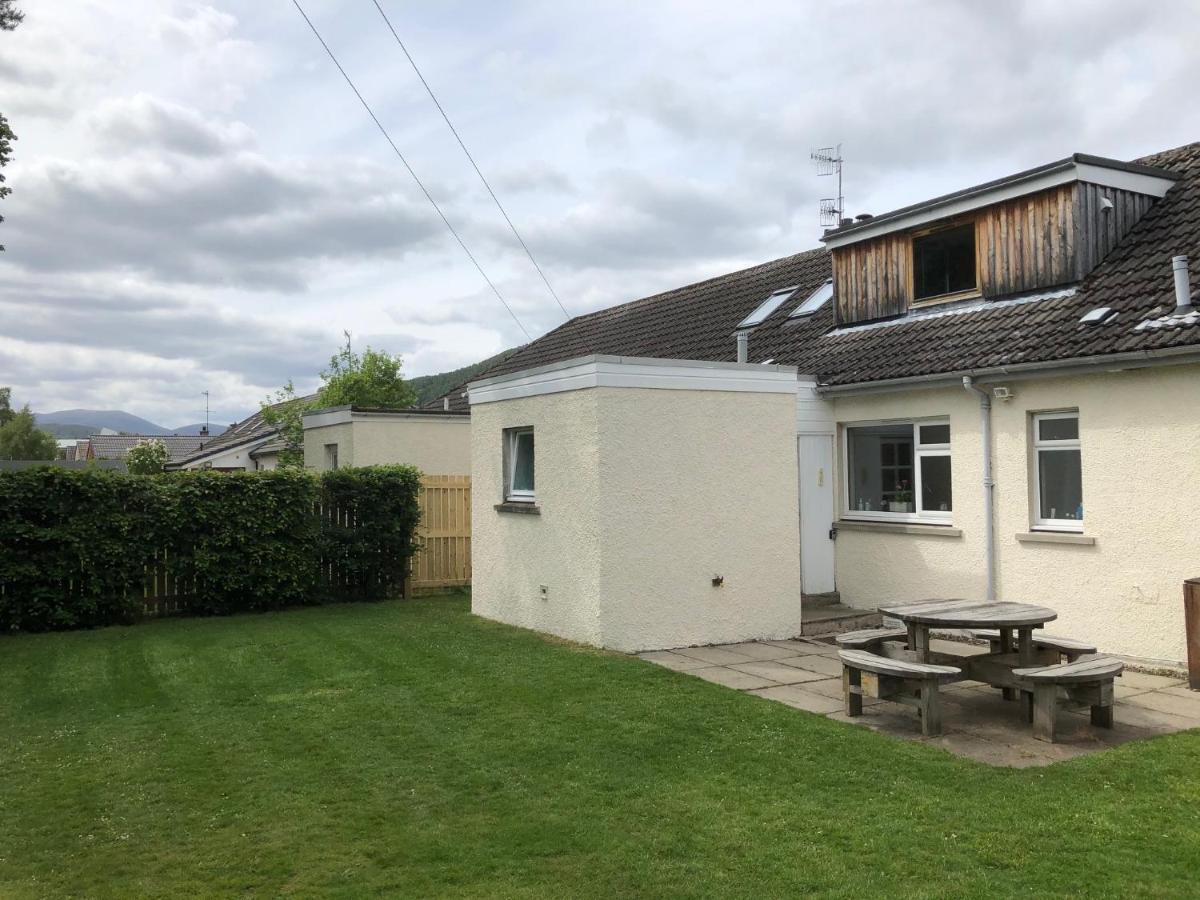 Villa 21 Craig Na Gower Avenue Aviemore Exterior foto